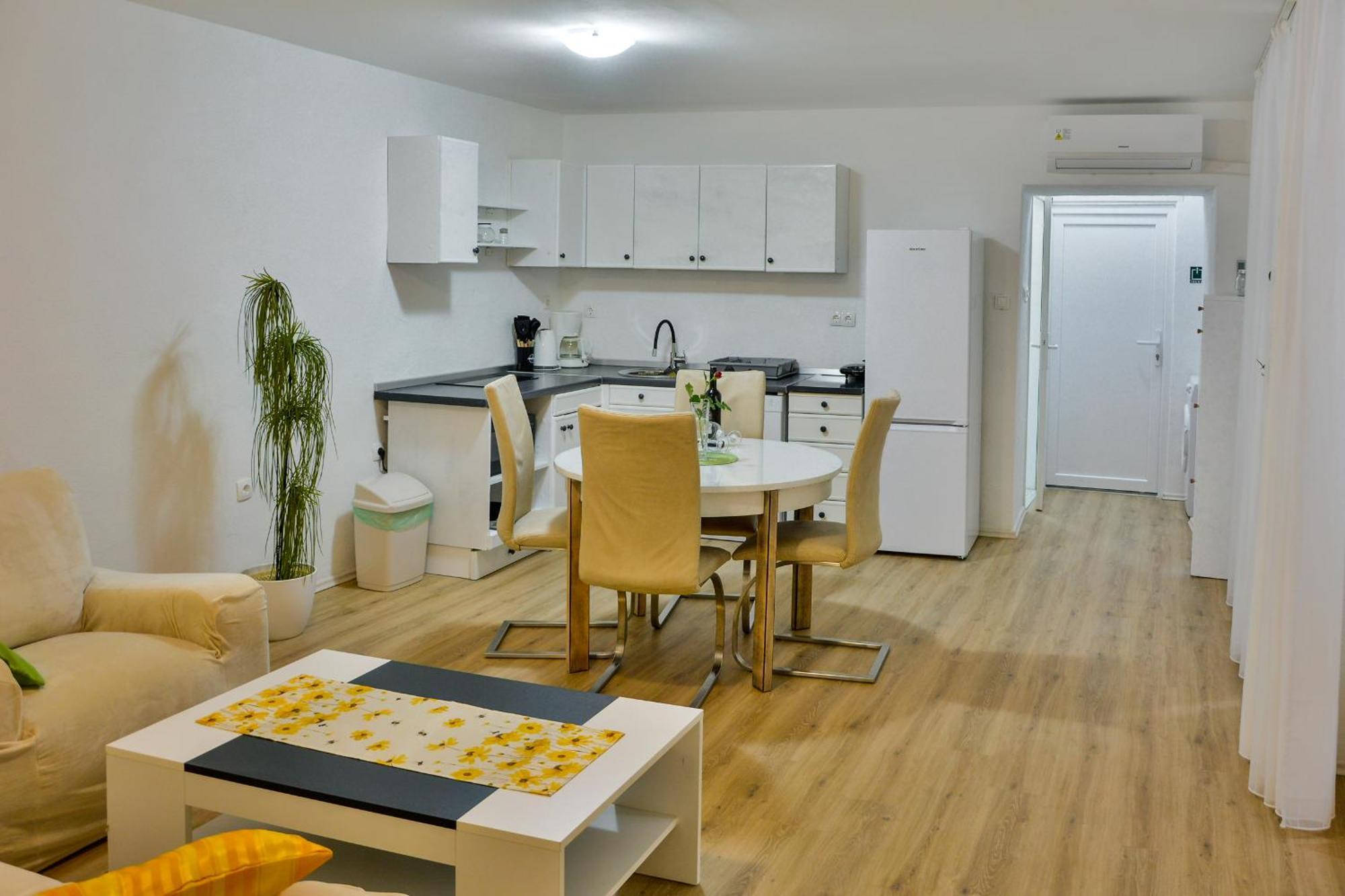 Apartment Bela Senj  Exteriér fotografie